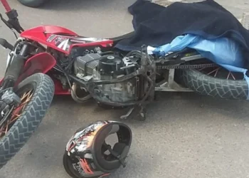 Un motociclista murió ahorcado por su propia bandera en los festejos por la Selección Argentina