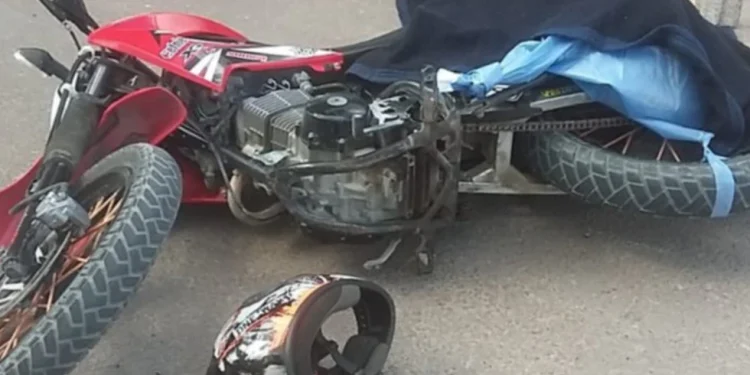 Un motociclista murió ahorcado por su propia bandera en los festejos por la Selección Argentina