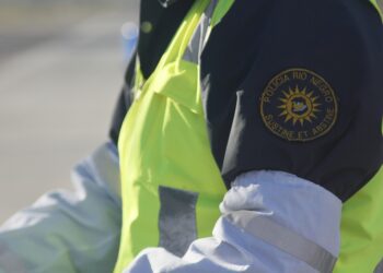 Motociclista evadió un control policial en Mainqué y terminó detenido