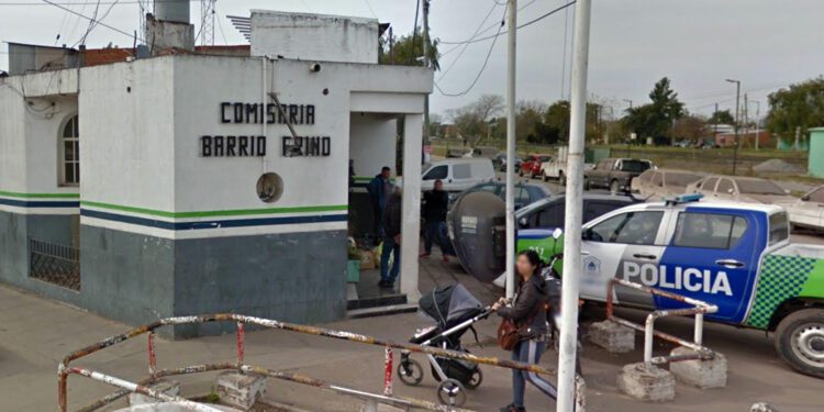 Una detenida fue asesinada en una comisaría en José C. Paz después de robarle el arma a un policía