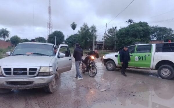 Corrientes: para evitar la detención de un sujeto atacaron un móvil policial