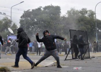 Jujuy: más de 170 heridos por la represión policial y al menos 50 detenidos