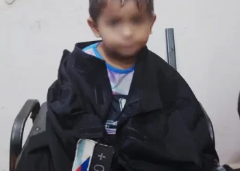 Patrulla policial rescató a un niño extraviado durante la tormenta en Posadas