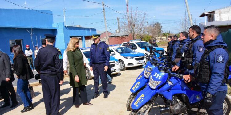 Mejoran la infraestructura policial en el departamento Colón