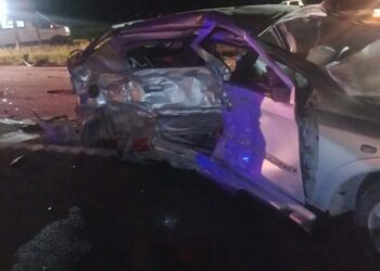 Por evadir un control policial, chocó y se mató él y toda su familia