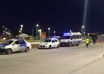 Operativo policial en White: dos detenidos y 10 vehículos secuestrados