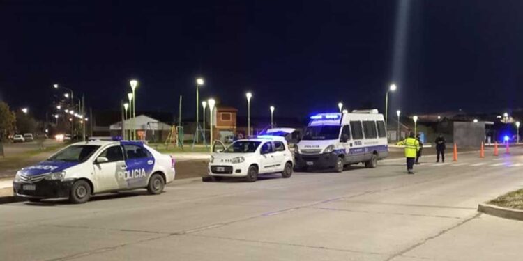 Operativo policial en White: dos detenidos y 10 vehículos secuestrados