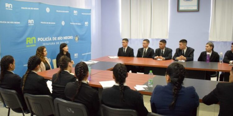 Igualdad de género en la formación policial: enriquecedora jornada en Jefatura