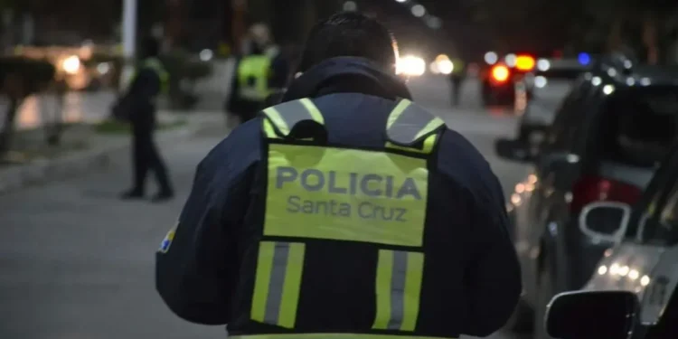 Escándalo policial en Las Heras por fiestas masivas y “suministro de pastillas en los after”