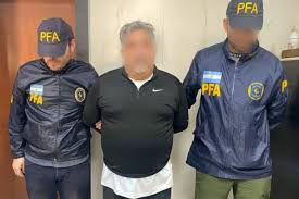 Detienen en Exaltación de la Cruz una persona por adulteración de alimentos en una distribuidora ilegal