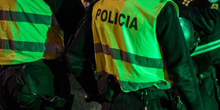 Trágico accidente mortal entre un motociclista y un camión en La Plata
