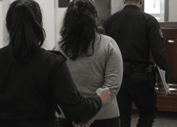 [Sociedad] Una preceptora denunciada por apropiarse de 45 mil dólares destinados a un viaje escolar: ‘Me patiné la plata’