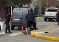 Una mujer sufrió múltiples fracturas al arrojarse desde un segundo piso para escapar de una entradera en Caseros