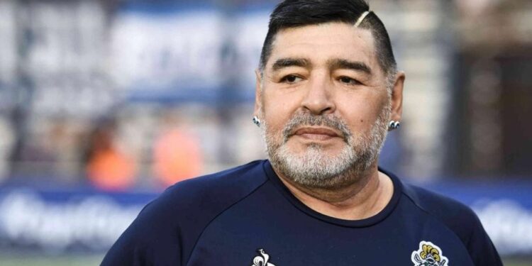 Un error en los estudios analizados por la junta médica genera controversia en el juicio por la muerte de Diego Maradona