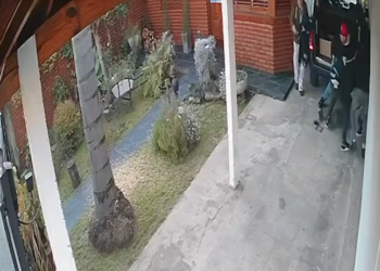 Un grupo de delincuentes golpeó a un matrimonio de jubilados y le robó la camioneta en La Matanza