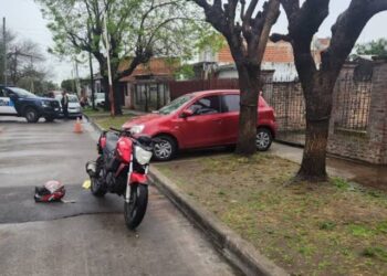 Un custodio de la ministra de Seguridad resultó herido tras un tiroteo con motochorros en González Catán