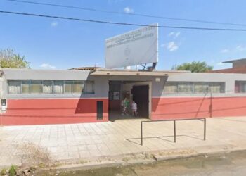 Un alumno de 15 años llevó un arma a un colegio de La Matanza y se le disparó de forma accidental