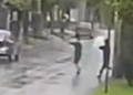 Violento asalto en Bernal Oeste: atacaron a golpes a un electricista, pero un sistema de seguridad frustró la huida de los delincuentes