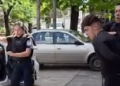 Castelar: persecución y choque contra una heladería terminó con dos detenidos tras el robo a una docente