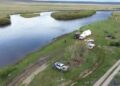 Desesperada búsqueda de dos hermanos de 10 y 12 años arrastrados por la corriente del río Gallegos